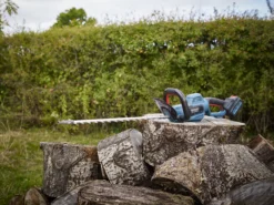 Erbauer 18V 550mm EHT18-Li - KIT Cordless Hedge Trimmer -Outlet Power Lawn Mower Store erbauer 18v 550mm eht18 li kit cordless hedge trimmer3663602418269 09i