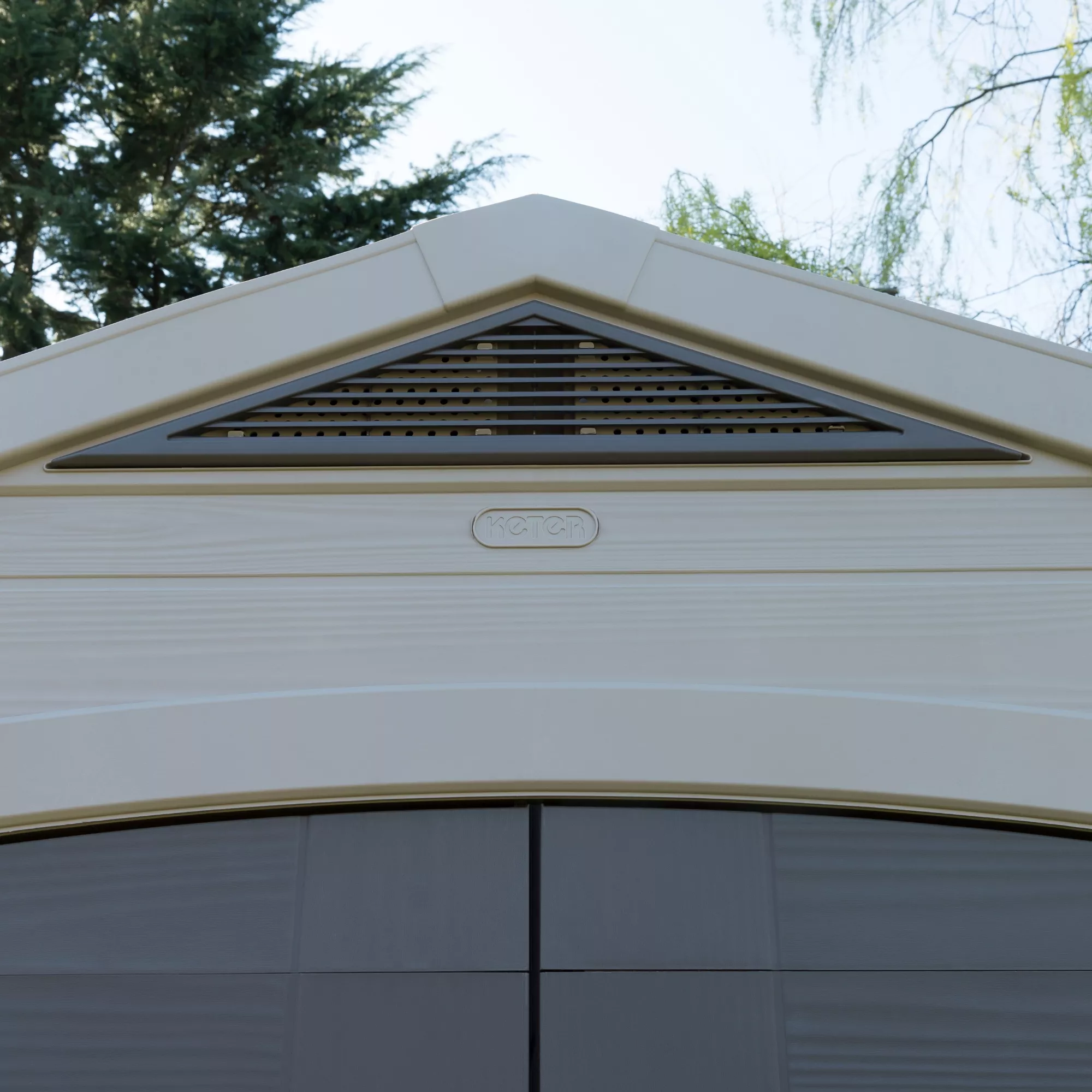 Keter Factor 8x8 Apex Beige Plastic Shed With Floor 5 Keter Factor 8x8 Apex Beige Plastic Shed With Floor - Image 5