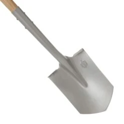 Magnusson Wooden Pointed Digging Spade -Outlet Power Lawn Mower Store magnusson wooden pointed digging spade5059340086675 36c