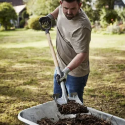 Magnusson Wooden Square D Handle Shovel -Outlet Power Lawn Mower Store magnusson wooden square d handle shovel5059340086583 01i