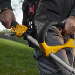 Stiga 430mm Petrol BC 330 A / 287120102/ST2 Brushcutter -Outlet Power Lawn Mower Store stiga 430mm petrol bc 330 a 287120102 st2 brushcutter8008984853829 03i