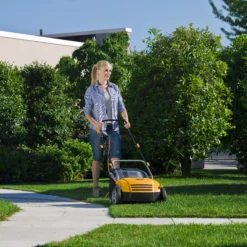 Stiga SV 213 E / 290002132/14 1300W 320mm Corded Scarifier -Outlet Power Lawn Mower Store stiga sv 213 e 290002132 14 1300w 320mm corded scarifier8008984622401 01i